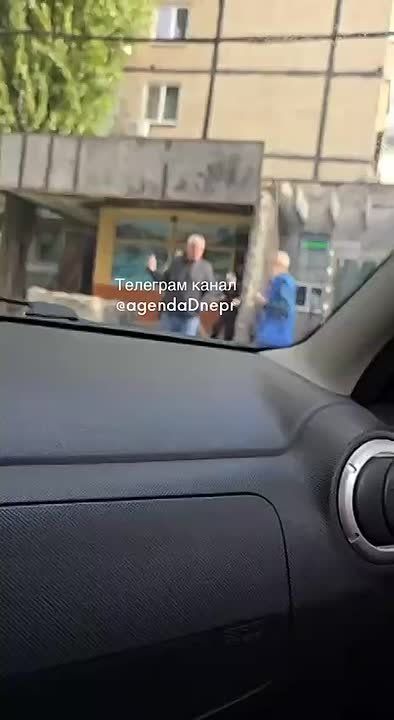 В Днепропетровске продолжается людоедская могилизация