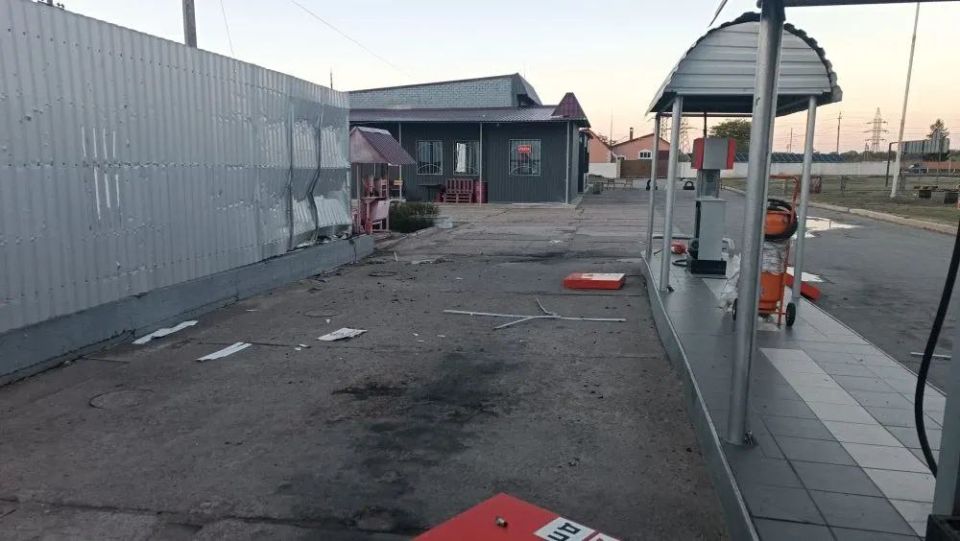 Враг обстреливает Херсонскую область, ранены 2 человека Враг обстреливает Херсонскую область, ранены 2 человека