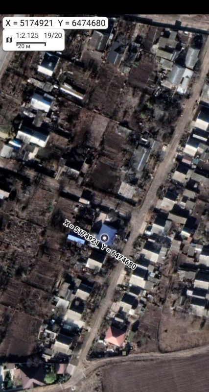 Херсонское направление.. н.п.Зеленовка. 34 обрбо обоссаная всеми и даже нога вытертая по интернету теперь ещё получает от артиллерии 18 ОА ГВ "Днепр". На этот раз склад БК и живая сила противника уже не кукарекает Херсонское направление.. н.п.Зеленовка. 34 обрбо обоссаная всеми и даже нога вытертая по интернету теперь ещё получает от артиллерии 18 ОА ГВ "Днепр". На этот раз склад БК и живая сила противника уже не кукарекает