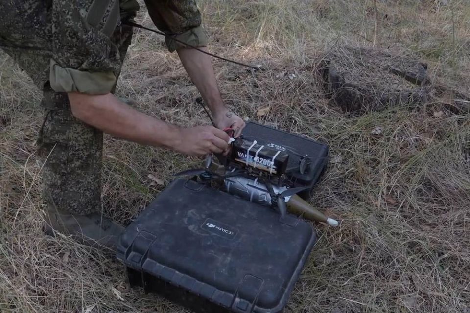 Барс разворошил «гнездо». Точку запуска дронов ВСУ стёрли на правом берегу Барс разворошил «гнездо». Точку запуска дронов ВСУ стёрли на правом берегу