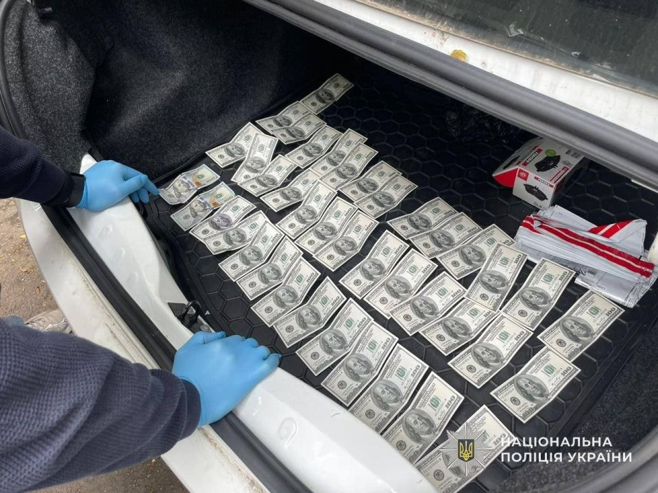 ������� ������ �� ���� � ��� �����