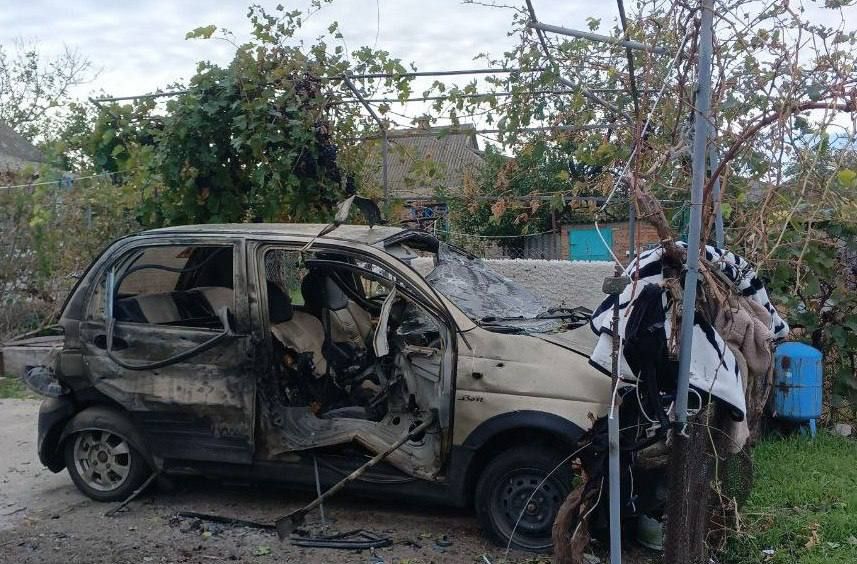 Враг наносит удары по мирным жителям Херсонской области, ранены 2 человека Враг наносит удары по мирным жителям Херсонской области, ранены 2 человека