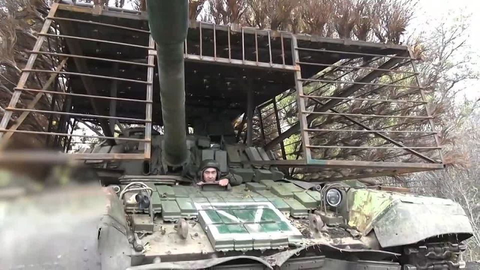 Сергей Зенин: Танковый экипаж группировки войск «Восток» уничтожил опорные пункты и живую силу противника в Днепропетровской области