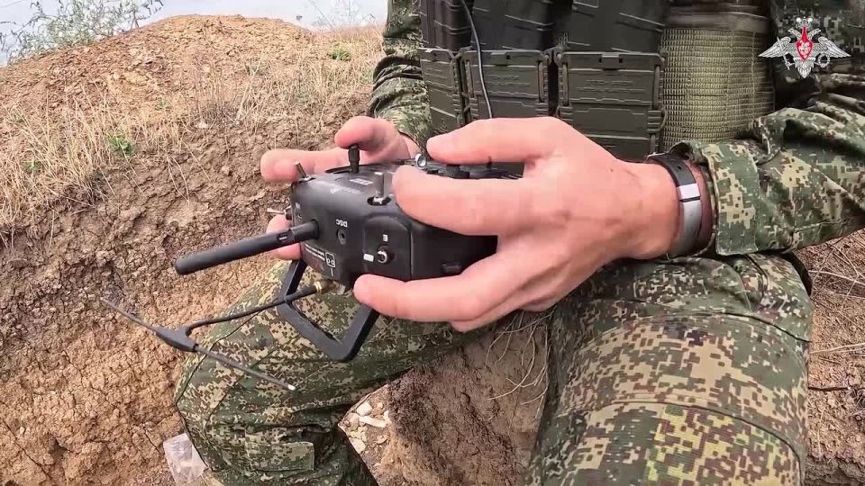 Военнослужащие 14-го армейского корпуса группировки войск «Днепр» провели боевое слаживание в Херсонской области