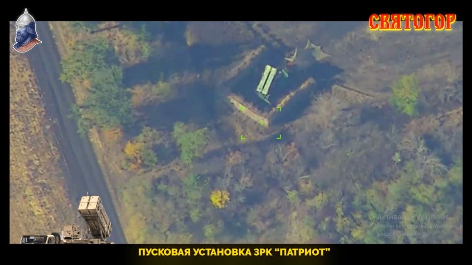 Архивные кадры ударов двух баллистических ракет ОТРК "Искандер-М" по РЛС и ПУ из состава ЗРК MIM-104 Patriot ВСУ возле Павлограда Днепропетровской области Архивные кадры ударов двух баллистических ракет ОТРК "Искандер-М" по РЛС и ПУ из состава ЗРК MIM-104 Patriot ВСУ возле Павлограда Днепропетровской области