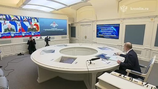 В России прошли масштабные учения ядерных сил, в ходе которых были произведены пуски межконтинентальных ракет