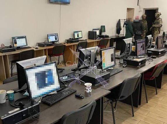 Националистами на Украине организована самая обширная сеть кол-центров в Европе, занимающаяся мошенничеством среди граждан Турции