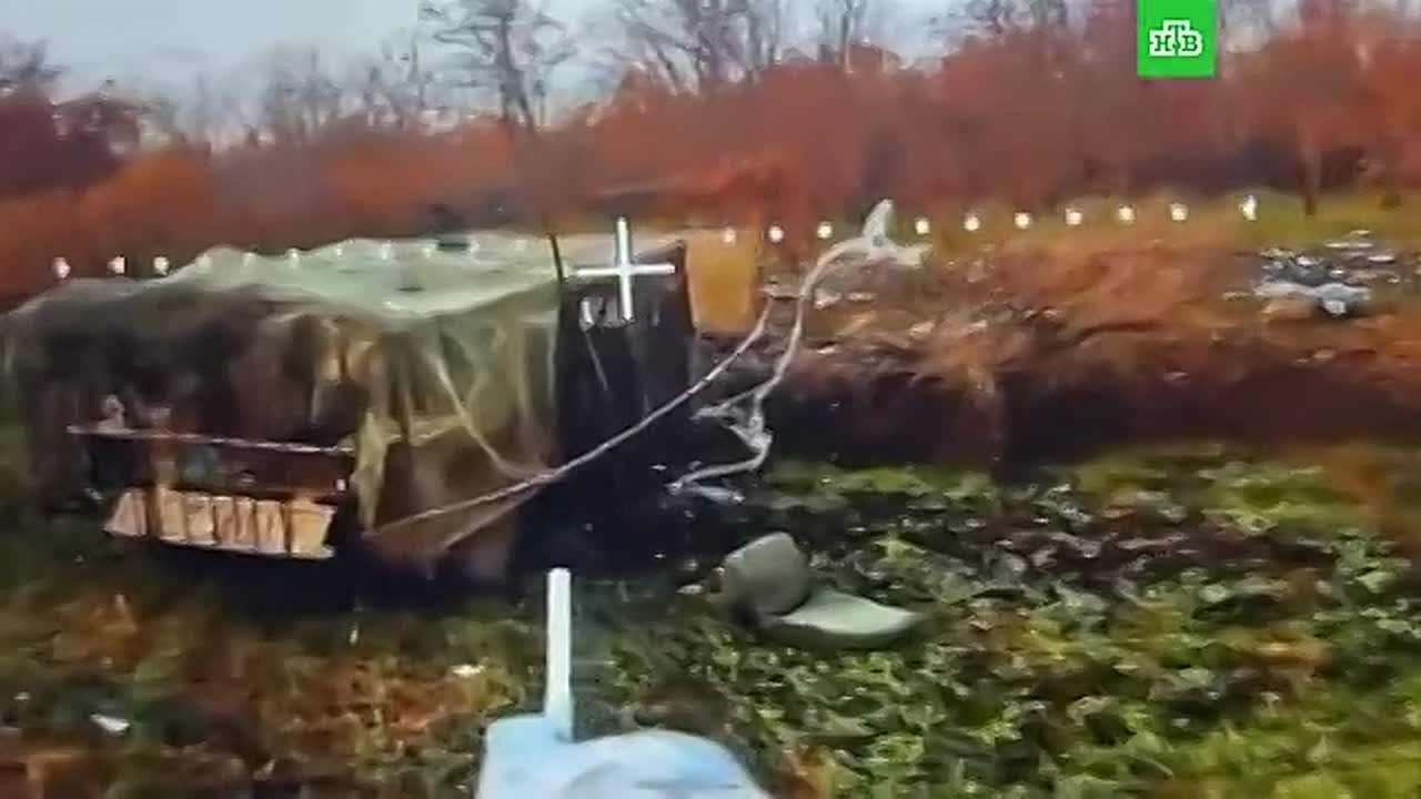 Российские военные сорвали попытку контратаки бойцов ВСУ в Днепропетровской области — наши дроноводы направили туда ударные беспилотники и точными ударами уничтожили бронемашины «Козак» и Humvee вместе с вэсэушниками