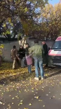 В Днепре людоловы вышли на "охоту", используя автомобиль немецкой скорой медицинской помощи