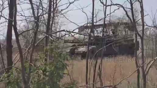 Андрей Руденко: Танковый экипаж Т-90М «Прорыв» группировки «Восток» уничтожил опорный пункт ВСУ в Днепропетровской области