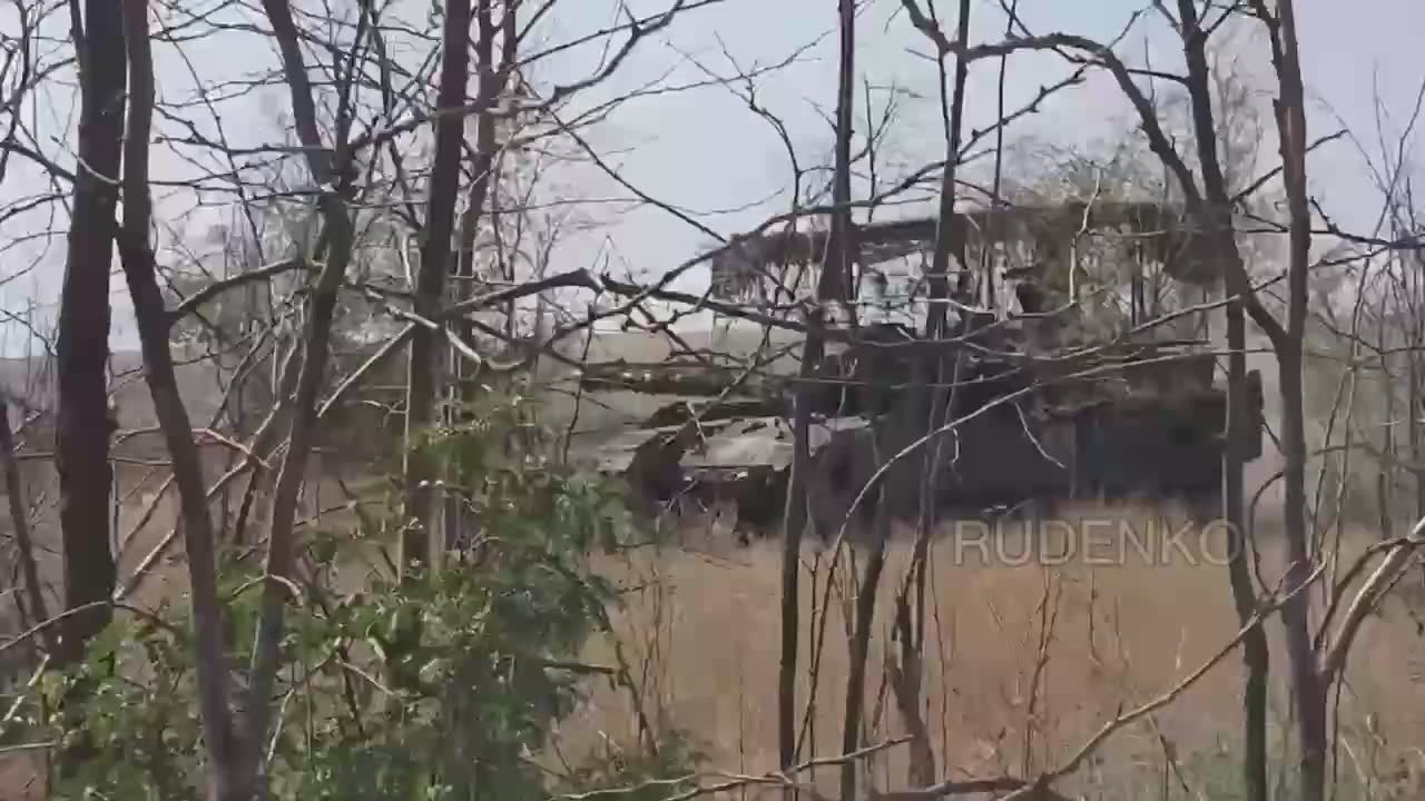 Андрей Руденко: Танковый экипаж Т-90М «Прорыв» группировки «Восток» уничтожил опорный пункт ВСУ в Днепропетровской области