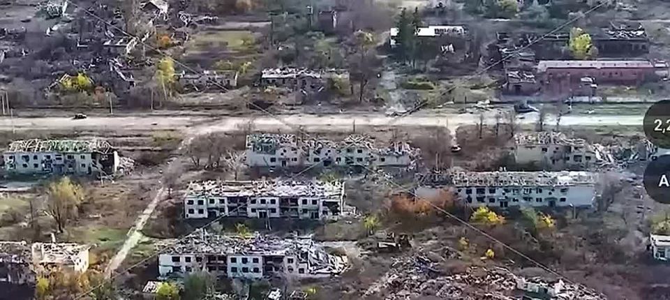 Российские РСЗО "Торнадо-С" снова нанесли удар по позициям украинских войск в Волчанске