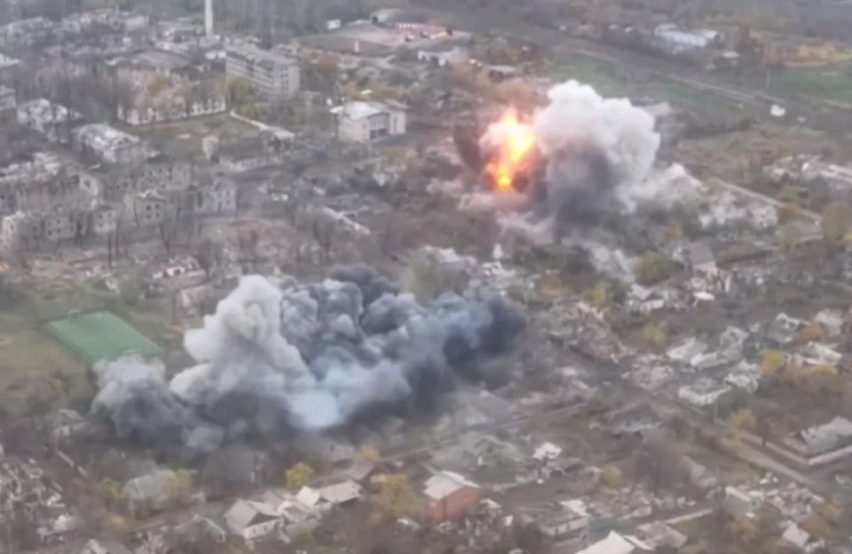 Сводка СВО на 2 ноября. ВС РФ продолжают замыкать кольцо вокруг Покровска