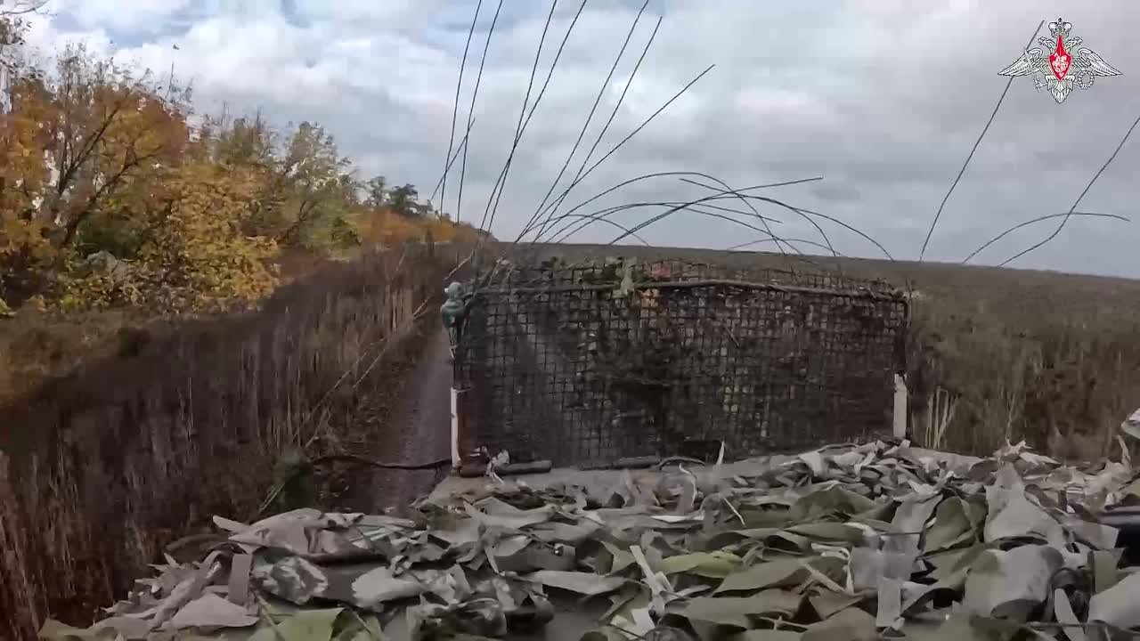 Минобороны России: Расчеты зенитного ракетного подразделения 90-й гвардейской танковой дивизии группировки «Центр» уничтожают ударные и разведывательные БПЛА противника на территории Днепропетровской области