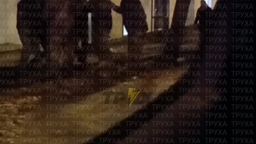 Будни беспощадной могилизации: 6 людоловов против одного мужика на улице Чкалова