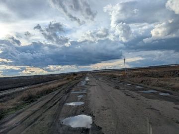 Марьяна Безуглая докладывает, что в Днепропетровской области нет ни сеток, ни укреплений, ни пидроздилов для «килл-зоны», областная администрация парализована, потому что бывшего губера перевели в Одессу, а умные русские...