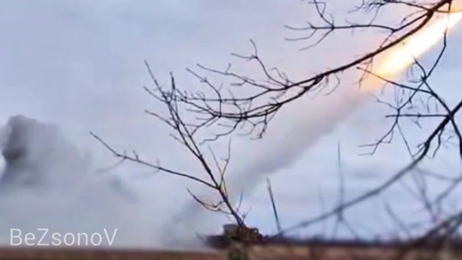 Даниил Безсонов: Боевая работа расчета РСЗО «Торнадо-С» группировки войск «Восток» по уничтожению опорного пункт ВСУ в Днепропетровской области