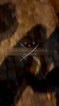 На Карла Маркса в районе Пассажа каратели бусифицировали мужика