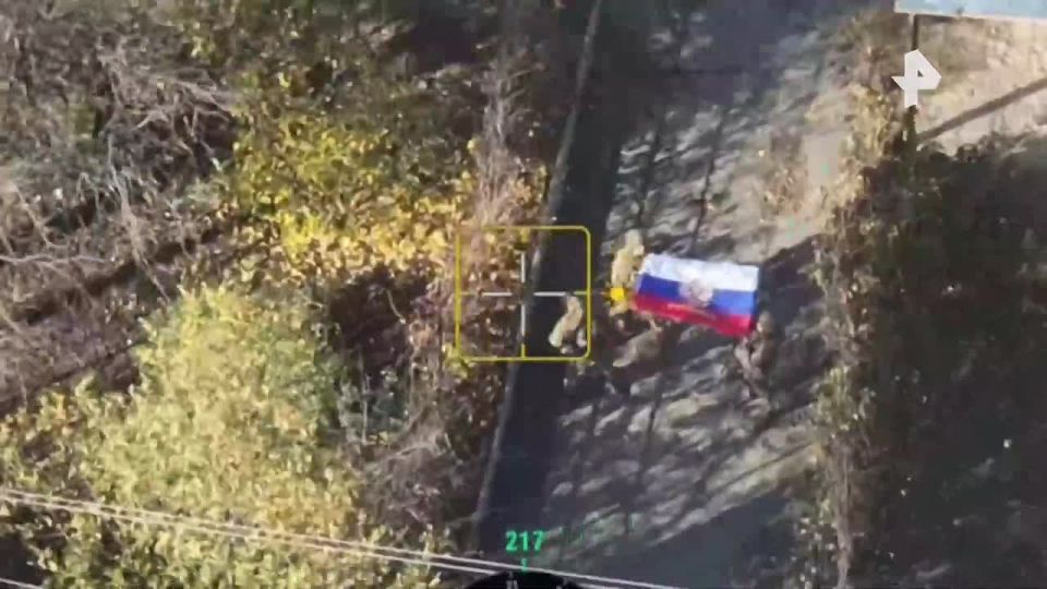 Появились кадры освобождения населенного пункта Орестополь в Днепропетровской области российскими военными, сообщили в Минобороны РФ