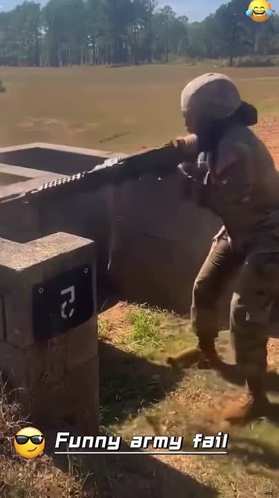 Образец НАТОвских воинов Грёбанные черти ! Кого они могут победить !?. (включая собственные иллюзии !)