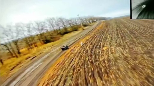 Дрон под управлением оператора 14 гвардейской бригады спецназа группировки войск "Восток" догнал нерадивого хлопчика за рулём квадроцикла