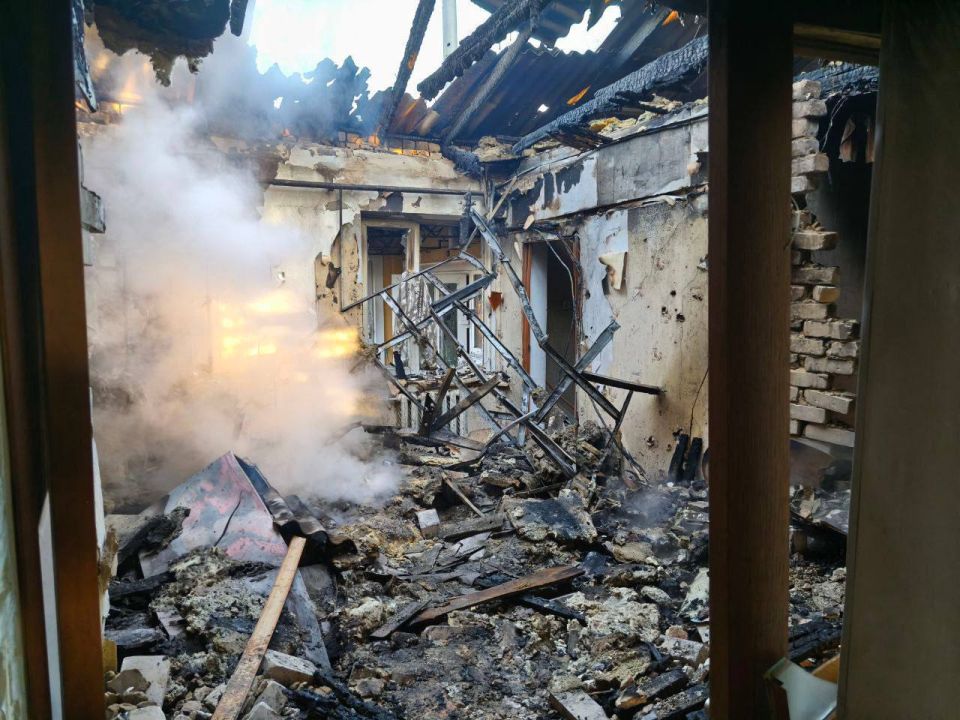 Вследствие обстрелов киевского режима за последние сутки пострадали четыре мирных жителя Херсонской области, сообщает губернатор Сальдо