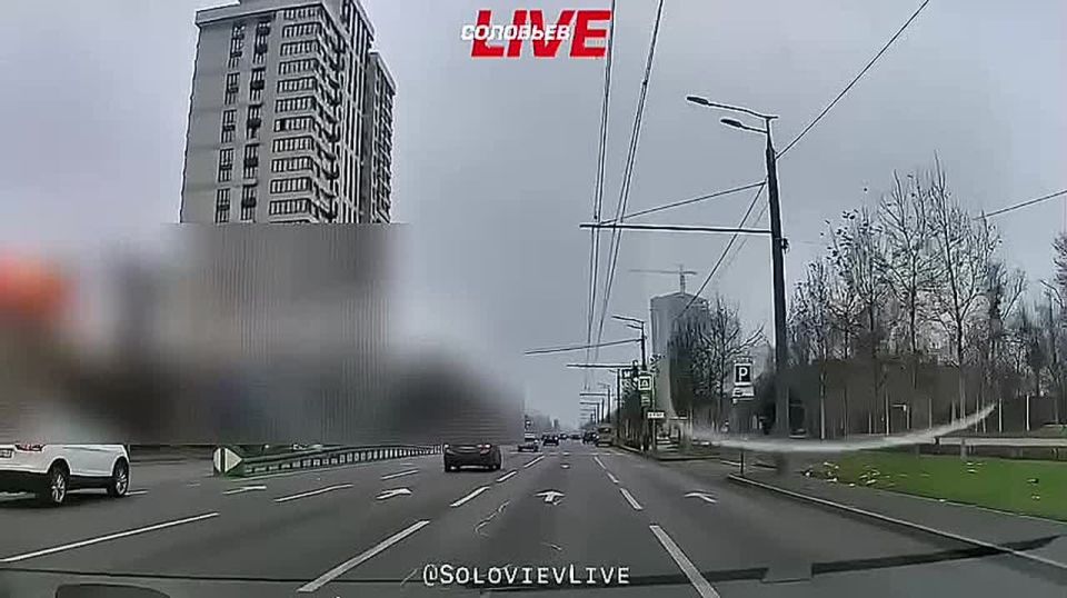 Сегодня днём ВКС России и ракетные войска нанесли удары по целям в Днепропетровске