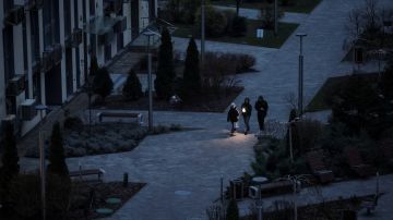  :    " ",       (   ),        