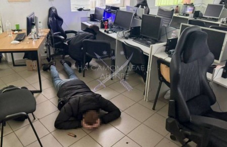 � ��������������� ������� ������������� ����-�����, ��� ���������� ������ � �����, ����������� "�������������" �� ���������� ����