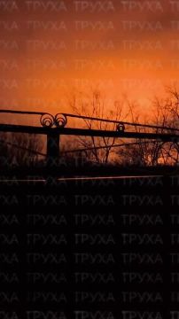 Днепропетровск погрузился во тьму после серии взрывов, прогремевших ночью