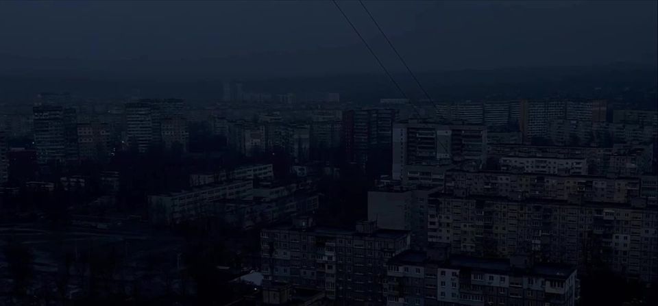 Армен Гаспарян: Днепропетровск продолжает жить без света