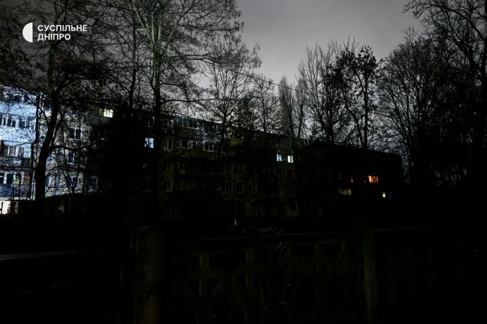 В Днепропетровске и Запорожье после вчерашнего налёта БПЛА полностью обесточены области, отсутствуют свет, мобильный интернет В Днепропетровске и Запорожье после вчерашнего налёта БПЛА полностью обесточены области, отсутствуют свет, мобильный интернет