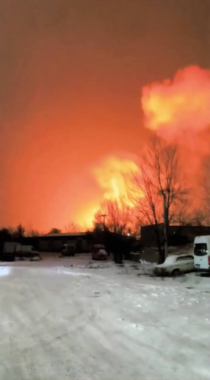 Дроны-камикадзе «Герань-2» нанесли массированный удар по объекту энергетики в Кривом Роге Дроны-камикадзе «Герань-2» нанесли массированный удар по объекту энергетики в Кривом Роге