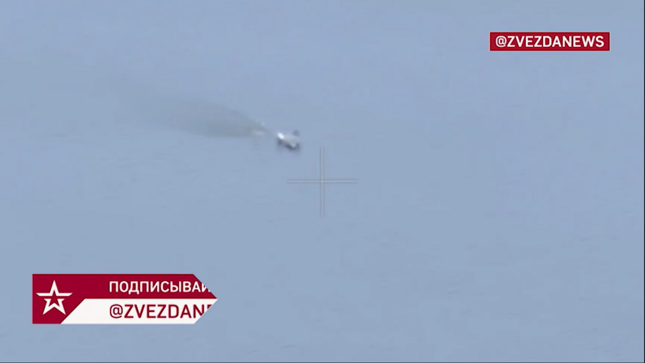 Владислав Шурыгин: Процесс установки якорных надводных мин (ЯРМ) российским надводным БЭК "Сириус-82" на Днепре Владислав Шурыгин: Процесс установки якорных надводных мин (ЯРМ) российским надводным БЭК "Сириус-82" на Днепре