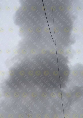 «В Днепре произошел сильный взрыв, после которого начались перебои с электроснабжением, свет мигает. До этого не было зафиксировано ни одной цели по городу» - местные каналы