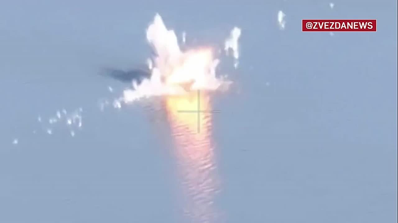 Владислав Шурыгин: Процесс установки якорных надводных мин (ЯРМ) российским надводным БЭК "Сириус-82" на Днепре