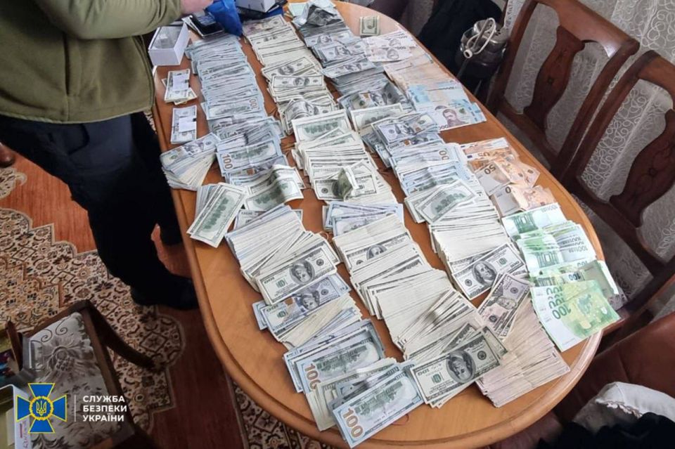 Сплошная коррупция и беспредел в ТЦК, все знают расценки и таксу, но решить проблему не могут Сплошная коррупция и беспредел в ТЦК, все знают расценки и таксу, но решить проблему не могут