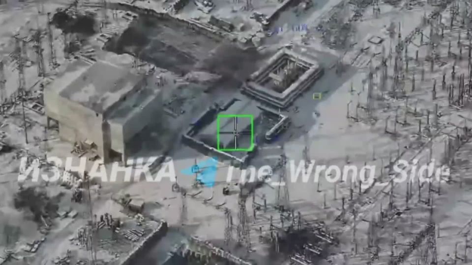 Удары дронами "Герань" с теленаведением по подстанции 330/154/35 кВ "Днепр-Донбасс" в Запорожье