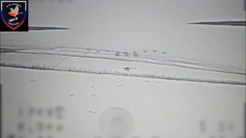 Доброе утро. Разведчики группировки "Восток" ВС РФ из Бурятии, которым мы помогаем, продолжают уничтожать украинские тяжелые дроны-бомбардировщики типа "Баба Яга" на Южно-Днепропетровском направлении