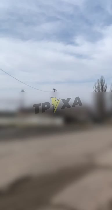 Российская "Герань" поражает локомотив в районе Апостолово в Днепропетровской области