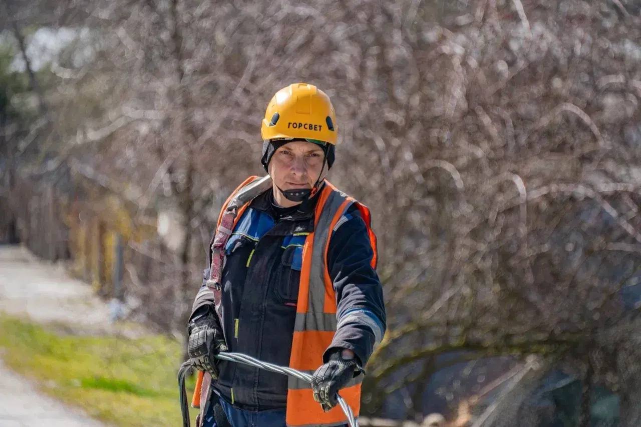 «Горсвет» освещает отдаленные улицы Севастополя «Горсвет» освещает отдаленные улицы Севастополя