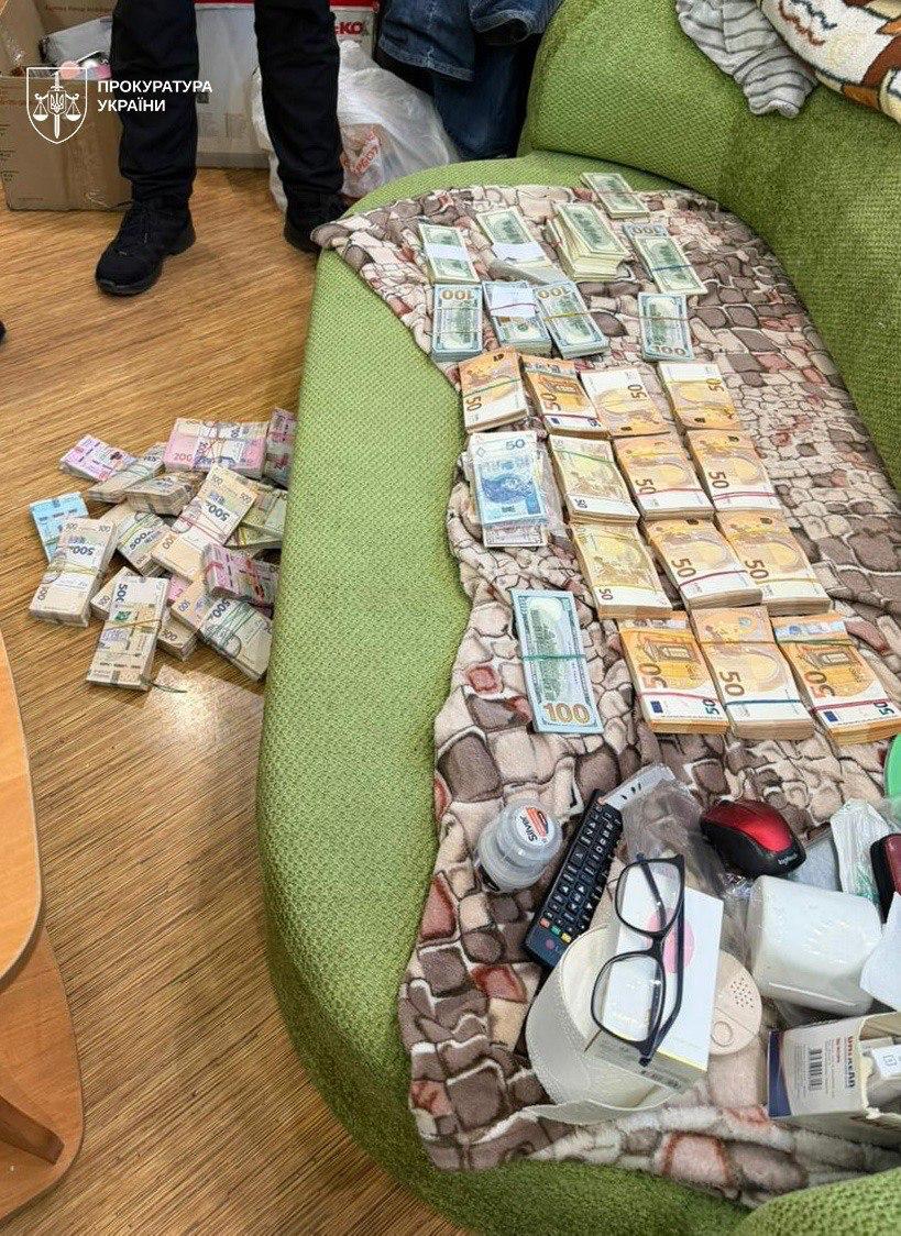 На Украине разворовали как минимум 14 млн гривен при строительстве оборонительных рубежей