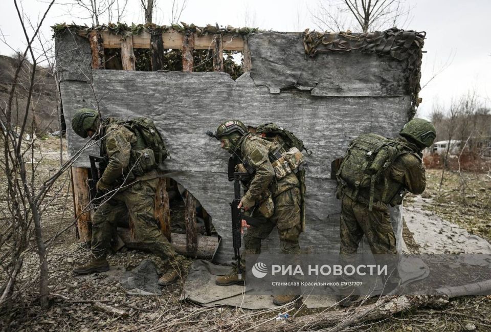 Процесс боевого слаживания штурмовиков группировки войск «Центр» на Днепропетровском направлении Процесс боевого слаживания штурмовиков группировки войск «Центр» на Днепропетровском направлении