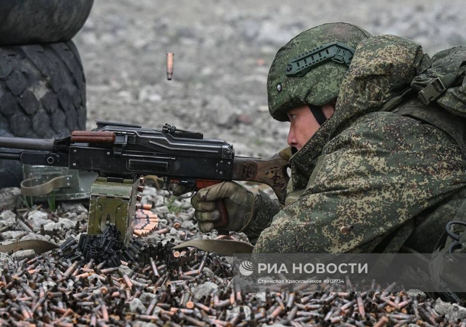 Процесс боевого слаживания штурмовиков группировки войск «Центр» на Днепропетровском направлении Процесс боевого слаживания штурмовиков группировки войск «Центр» на Днепропетровском направлении