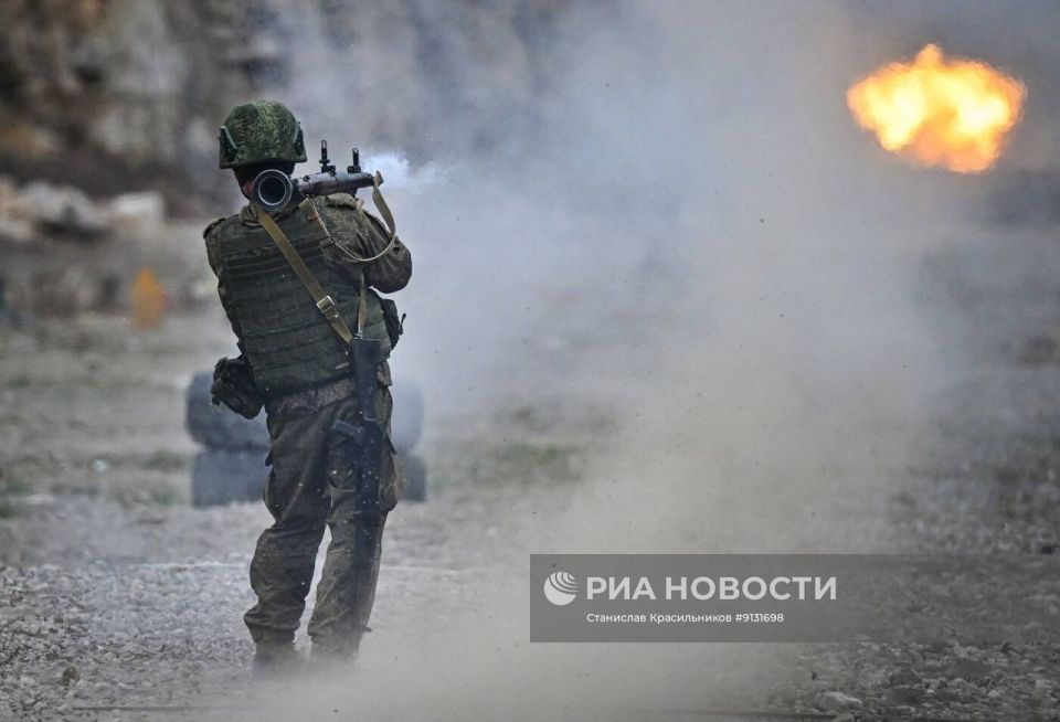 Процесс боевого слаживания штурмовиков группировки войск «Центр» на Днепропетровском направлении Процесс боевого слаживания штурмовиков группировки войск «Центр» на Днепропетровском направлении