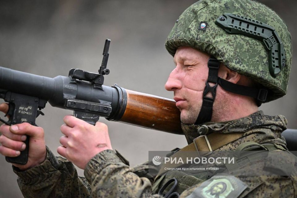 Процесс боевого слаживания штурмовиков группировки войск «Центр» на Днепропетровском направлении Процесс боевого слаживания штурмовиков группировки войск «Центр» на Днепропетровском направлении