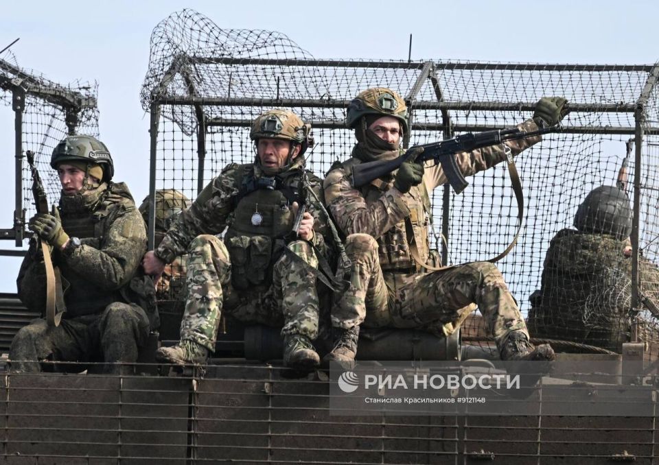 Боевое слаживание штурмовых подразделений группировки войск «Центр» на Днепропетровском направлении Боевое слаживание штурмовых подразделений группировки войск «Центр» на Днепропетровском направлении