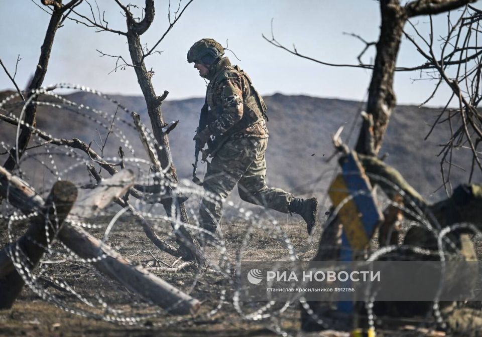 Боевое слаживание штурмовых подразделений группировки войск «Центр» на Днепропетровском направлении Боевое слаживание штурмовых подразделений группировки войск «Центр» на Днепропетровском направлении