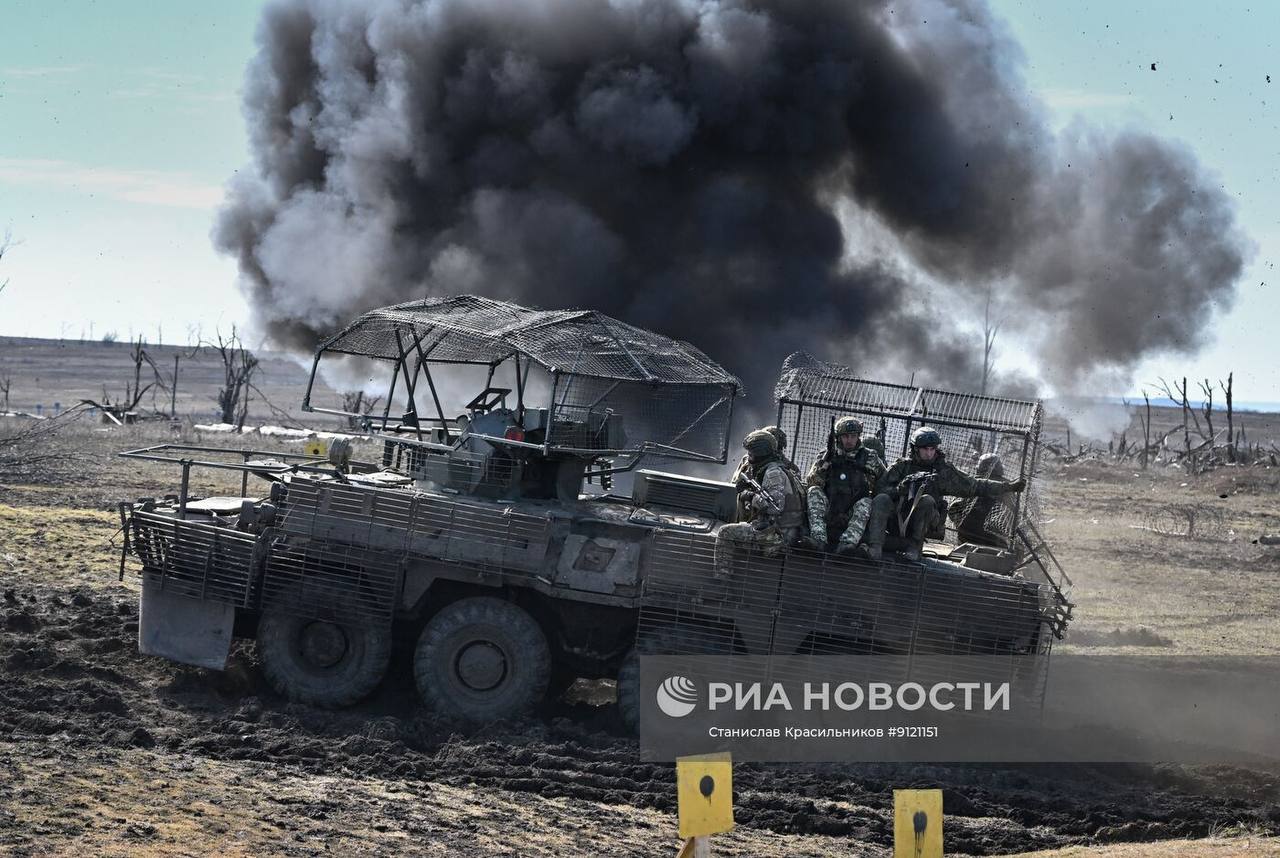 Боевое слаживание штурмовых подразделений группировки войск «Центр» на Днепропетровском направлении Боевое слаживание штурмовых подразделений группировки войск «Центр» на Днепропетровском направлении