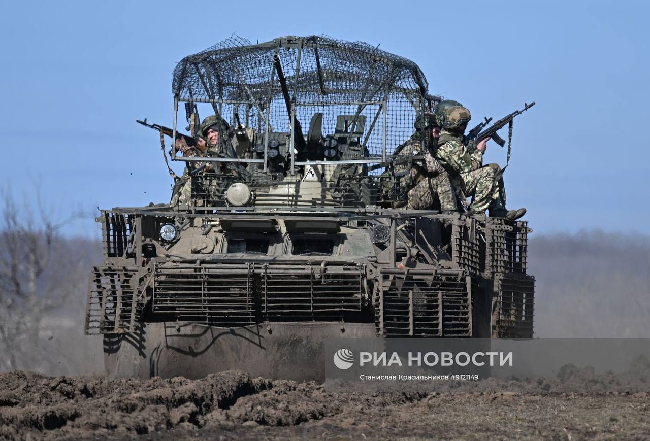 Боевое слаживание штурмовых подразделений группировки войск «Центр» на Днепропетровском направлении Боевое слаживание штурмовых подразделений группировки войск «Центр» на Днепропетровском направлении